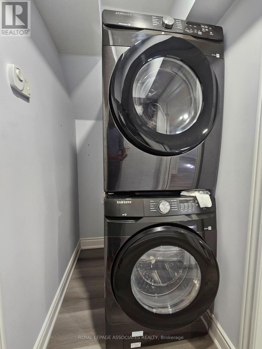 Bsmt - 131 Lloyd Sanderson Drive, Brampton, ON - Indoor Photo Showing Laundry Room