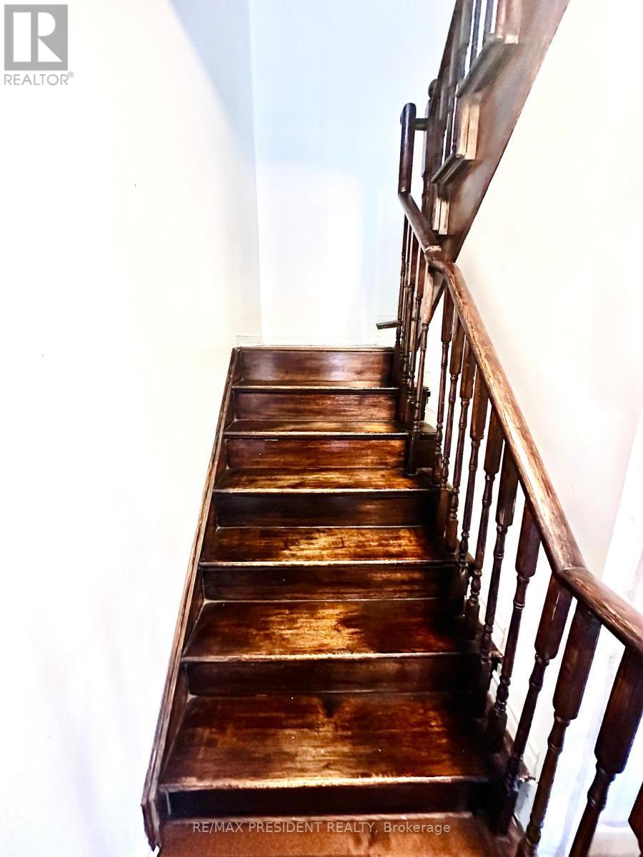 13 Rockgarden Trail N, Brampton, ON - Indoor Photo Showing Other Room