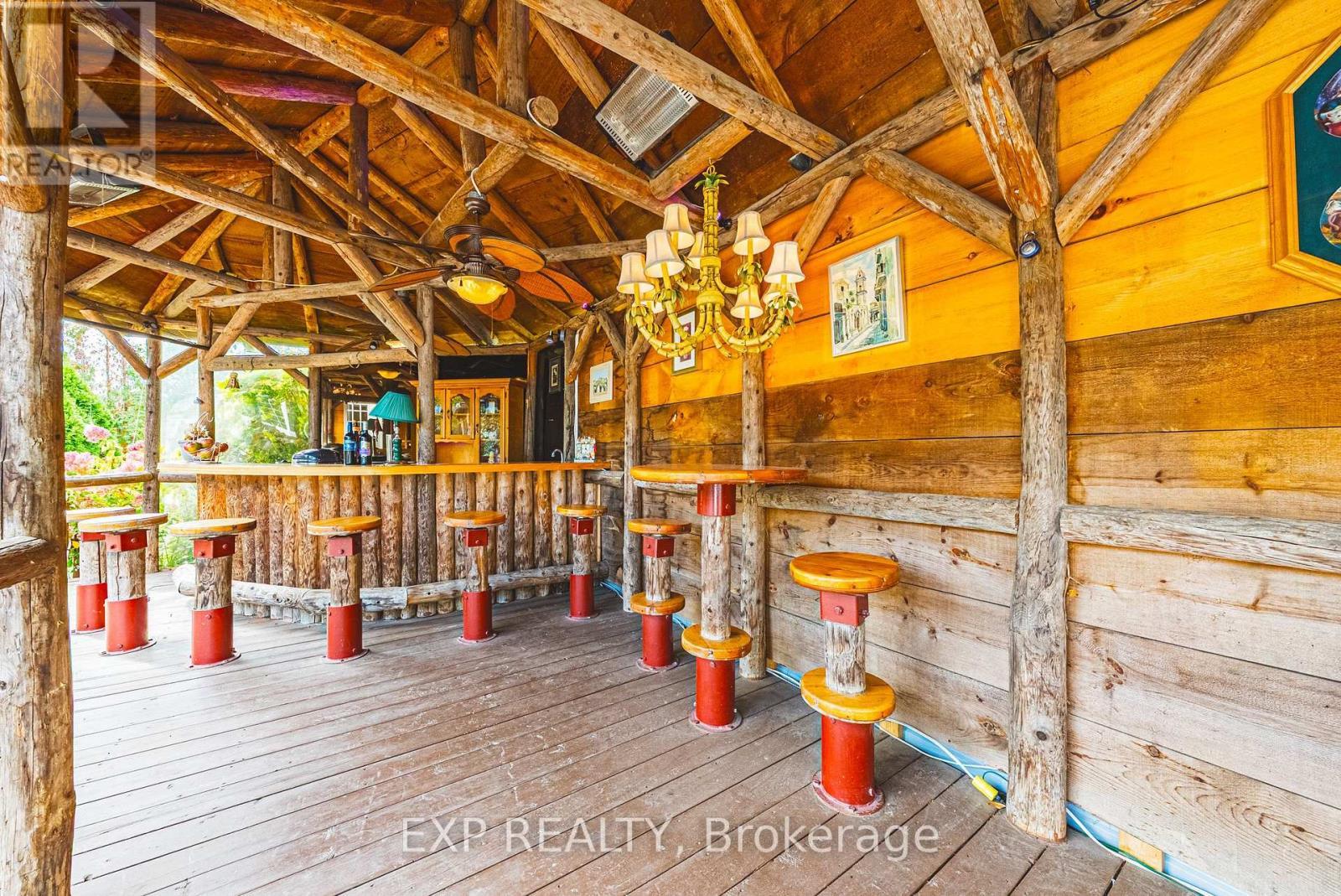 1164 Barton Street, Hamilton, ON - Photo Showing Other Room