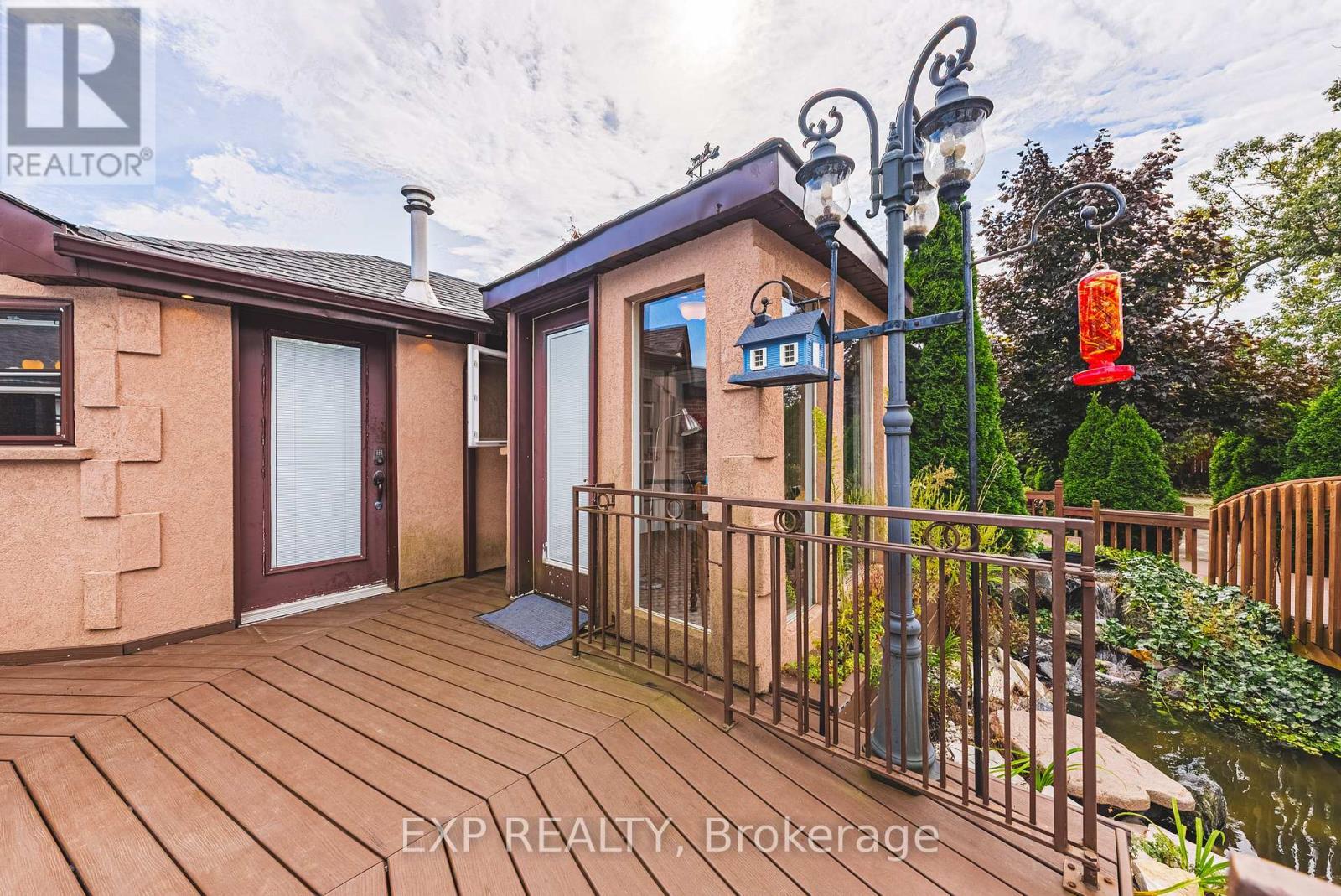 1164 Barton Street, Hamilton, ON - Outdoor