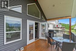 Deck off Living room -