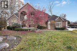 2205 EDGEMORE AVENUE Lasalle, ON N9H 2K2