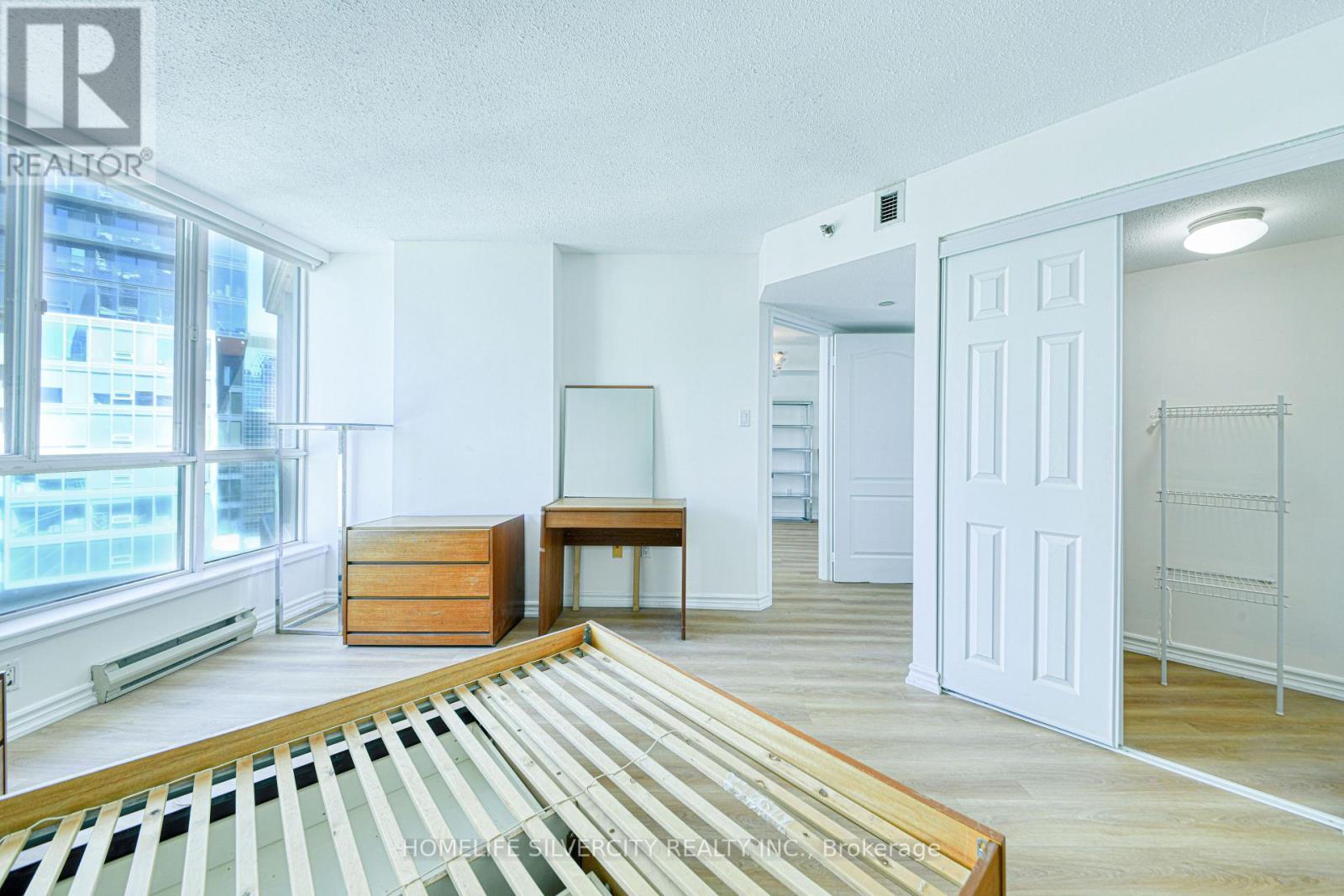 #2900 - 38 Elm Street, Toronto, ON - Indoor Photo Showing Other Room