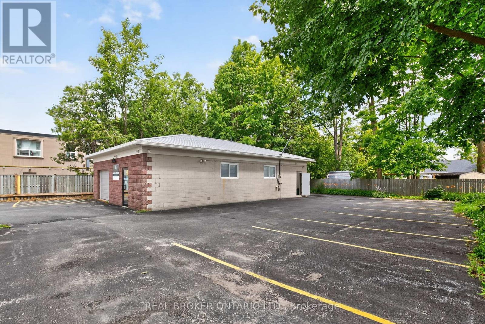 8 Westmount Drive S, Orillia, ON