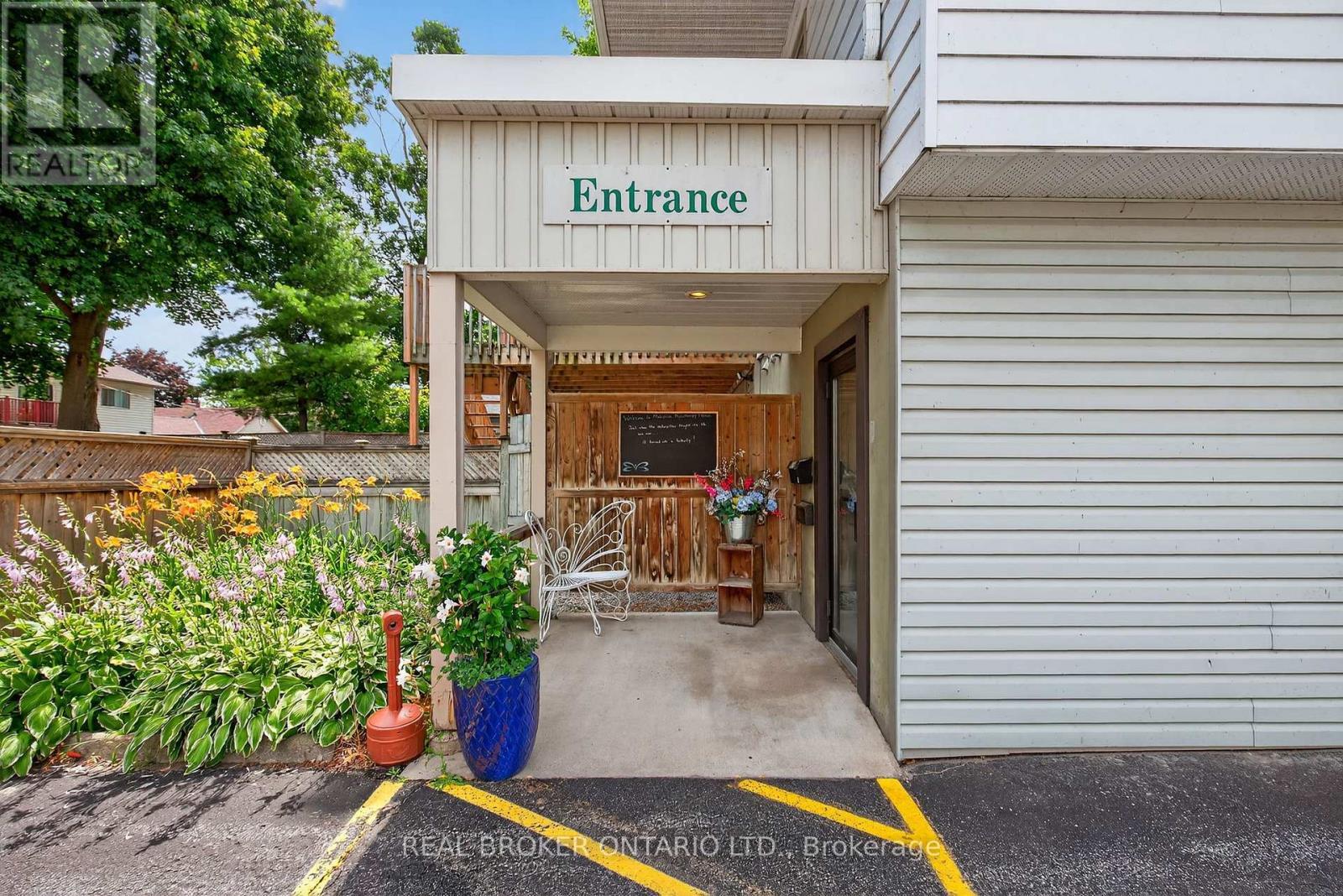 8 Westmount Drive S, Orillia, ON