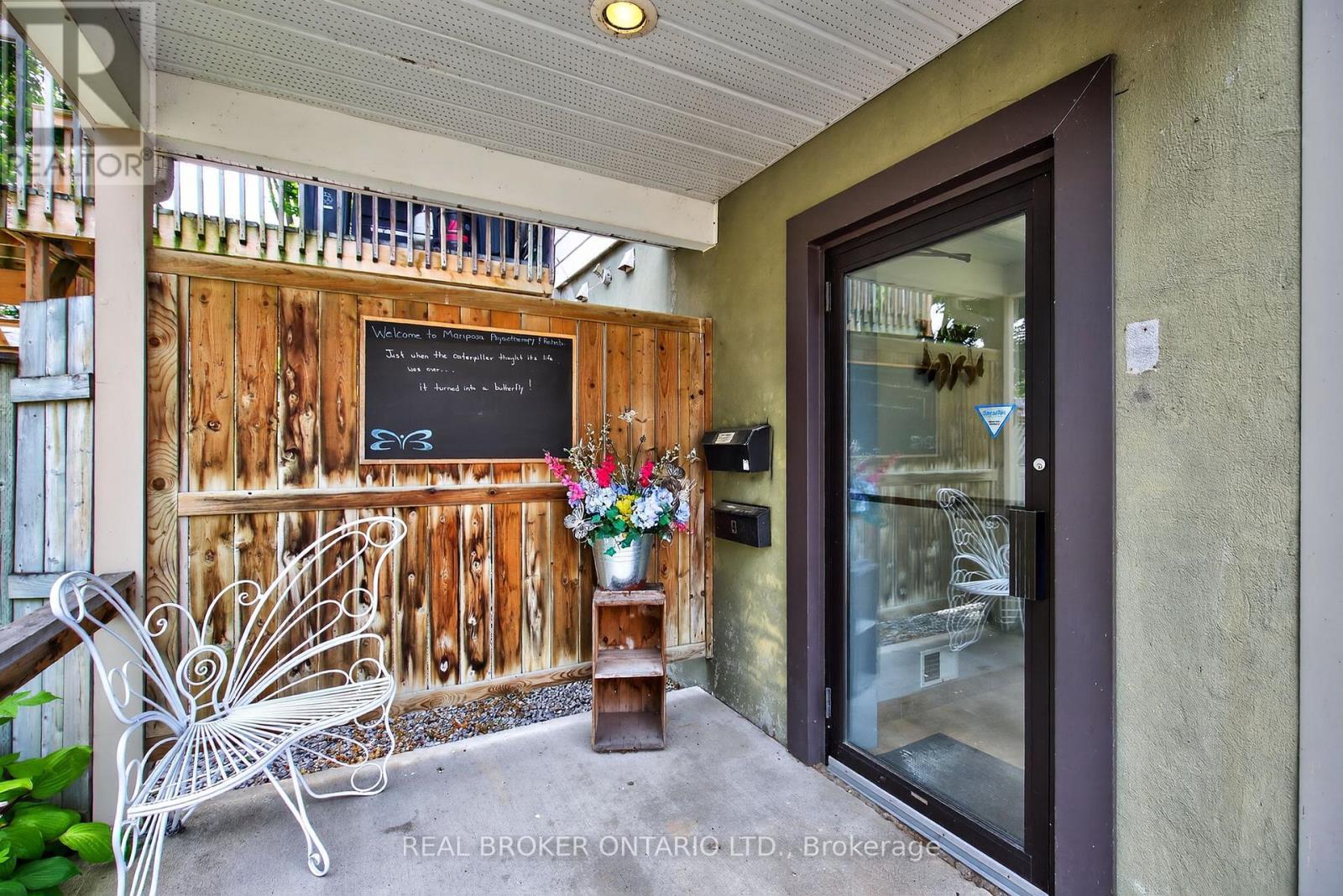 8 Westmount Drive S, Orillia, ON