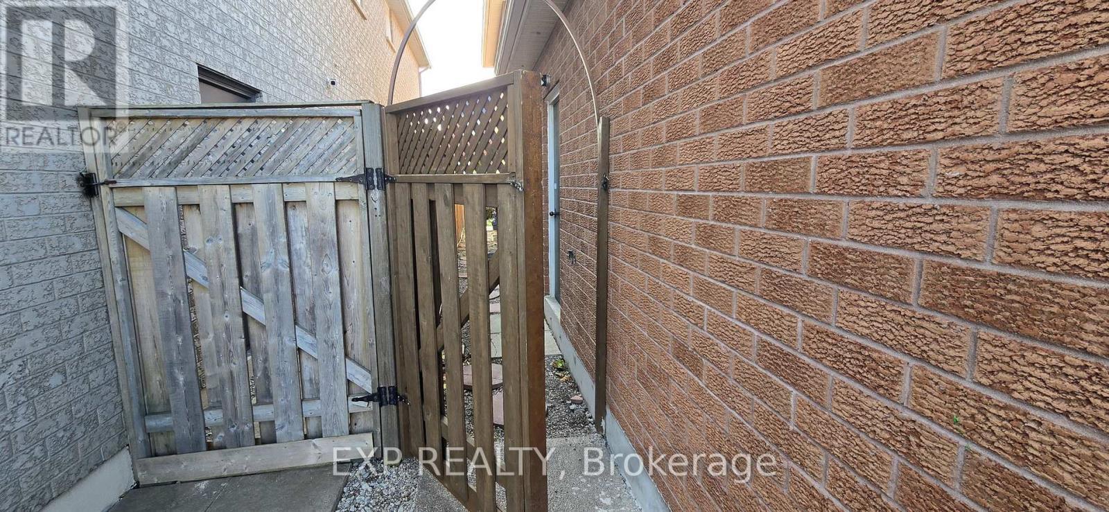 7164 Rosehurst Drive, Mississauga, ON - Photo Showing Other Room