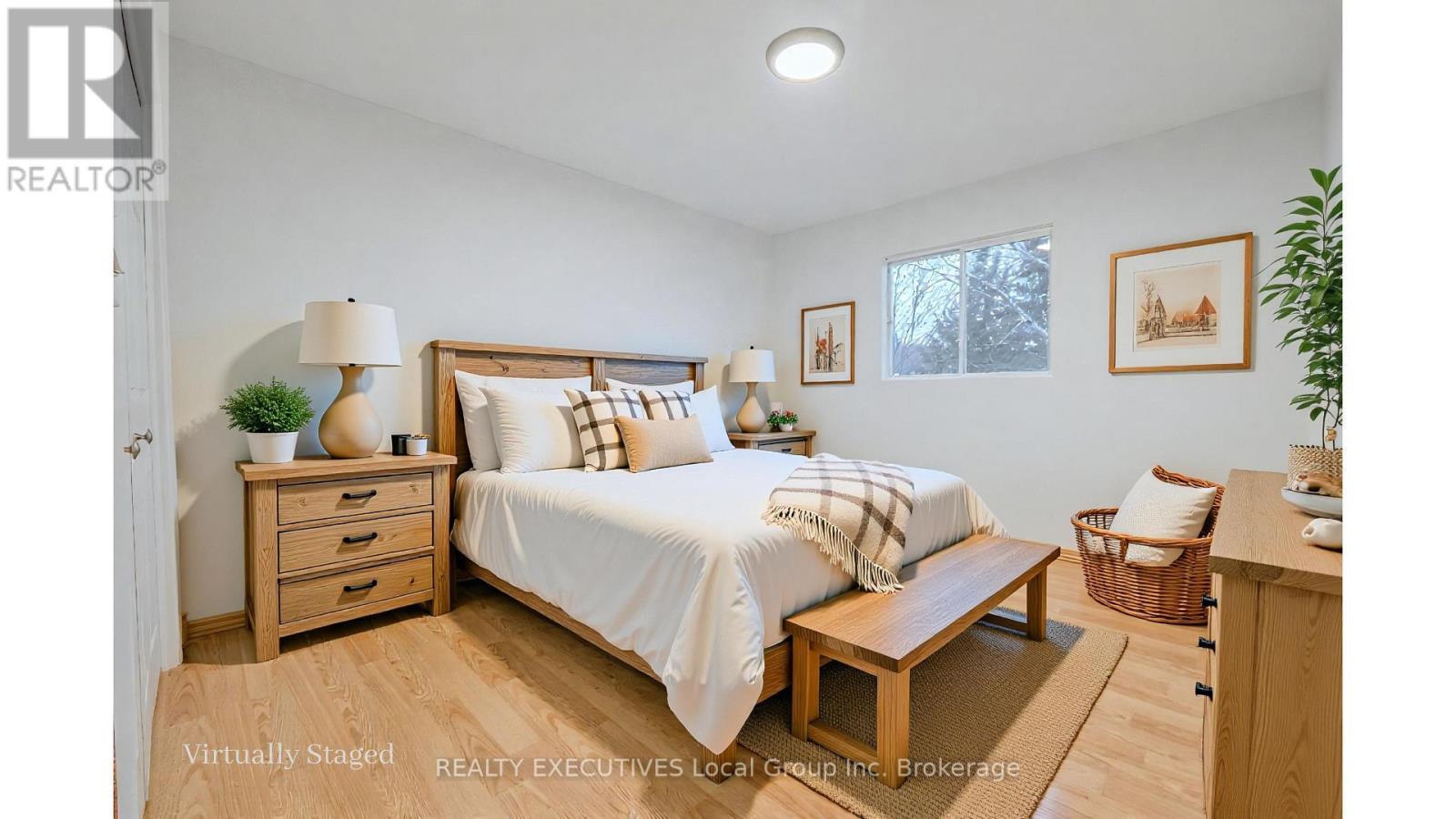33 Dubeau Street, West Nipissing (Verner), ON - Indoor Photo Showing Bedroom