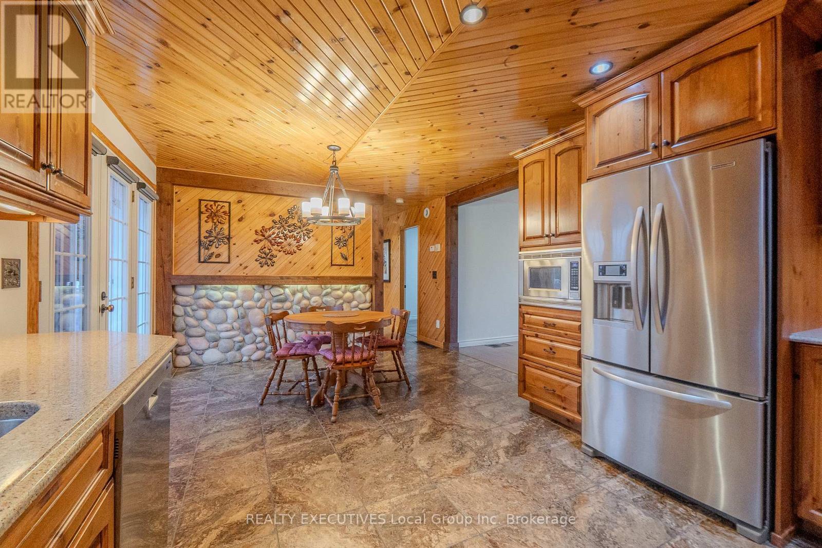 33 Dubeau Street, West Nipissing (Verner), ON - Indoor