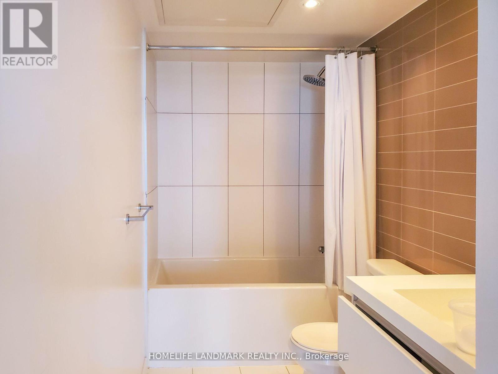 4206 - 85 Queens Wharf Road, Toronto, ON - Indoor Photo Showing Bathroom
