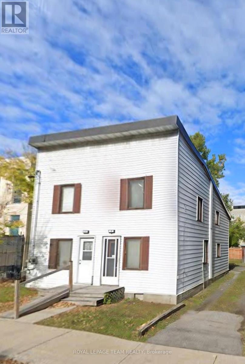 23 St Andrew Street, Ottawa, ON