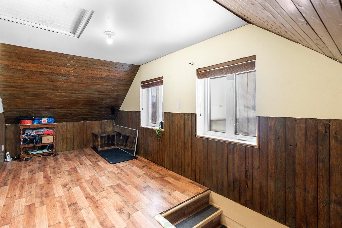 Vue d'ensemble - 1017 Rue St-Georges, Saint-Bernard, QC - Indoor Photo Showing Other Room