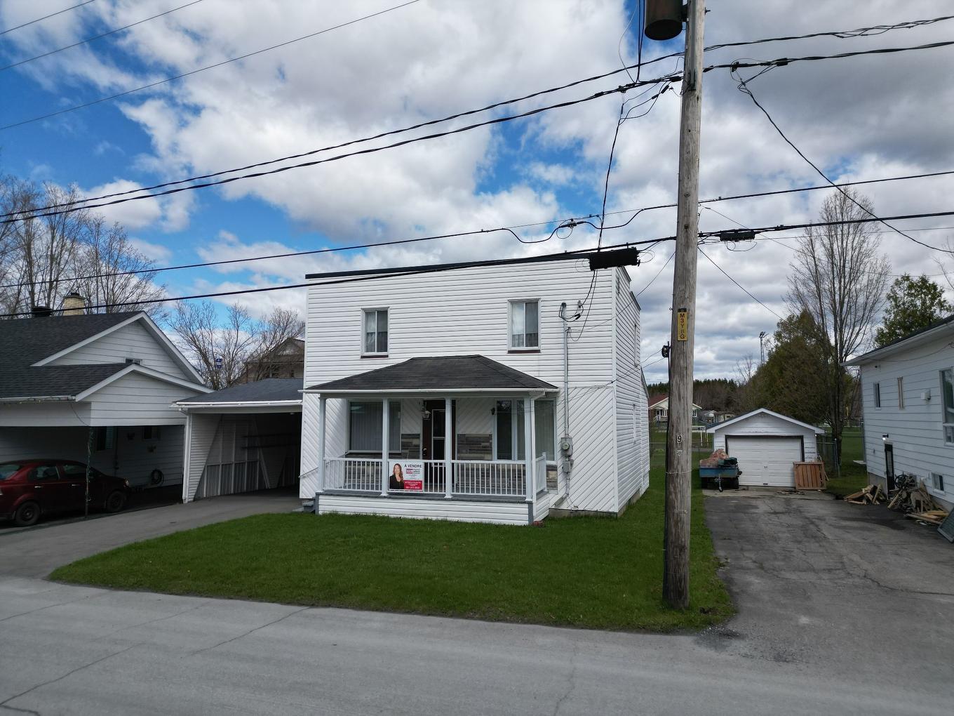 Frontage - 132 Av. Du Domaine, Courcelles/Saint-Évariste, QC - Outdoor