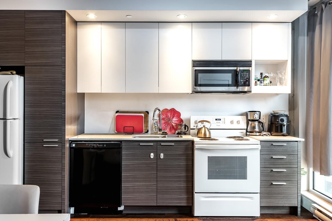 Cuisine - 712-888 Rue Wellington, Montréal (Ville-Marie), QC - Indoor Photo Showing Kitchen