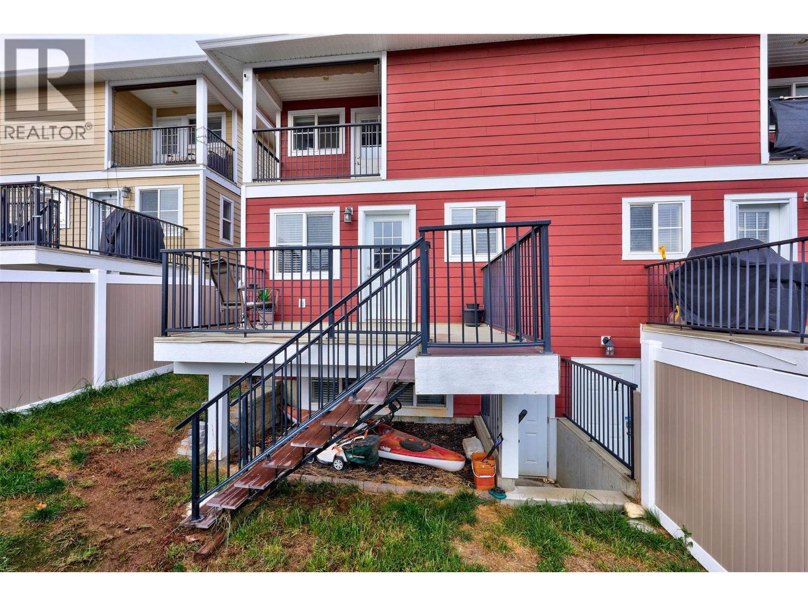 930 Stagecoach Drive Unit# 17, Kamloops, BC - Outdoor With Exterior