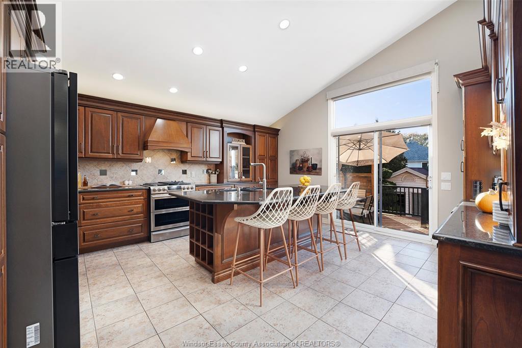 123 Pheasant Run, Lakeshore, ON - Indoor Photo Showing Other Room