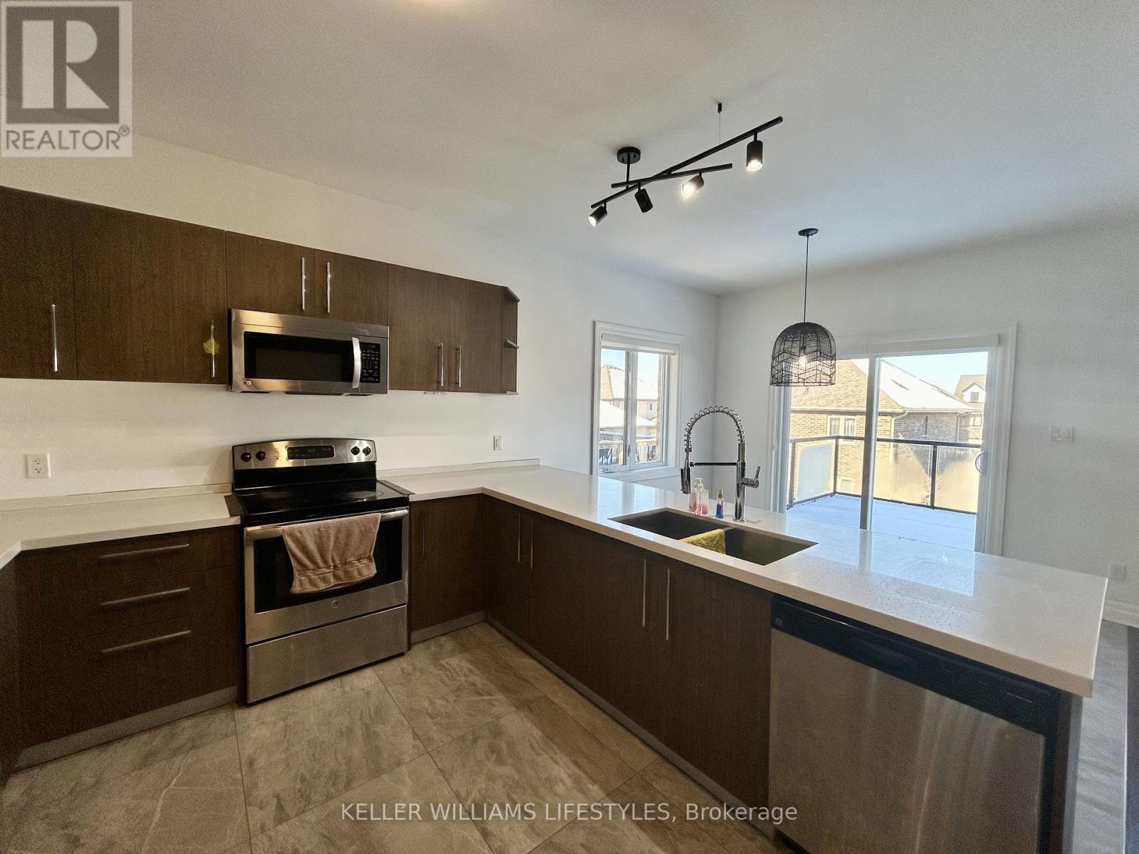 19 - 2619 Sheffield Boulevard, London South (South U), ON