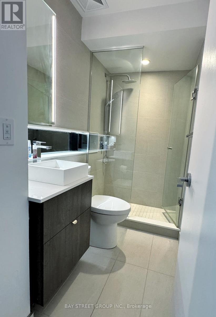 2502 - 215 Queen Street W, Toronto, ON - Indoor Photo Showing Bathroom