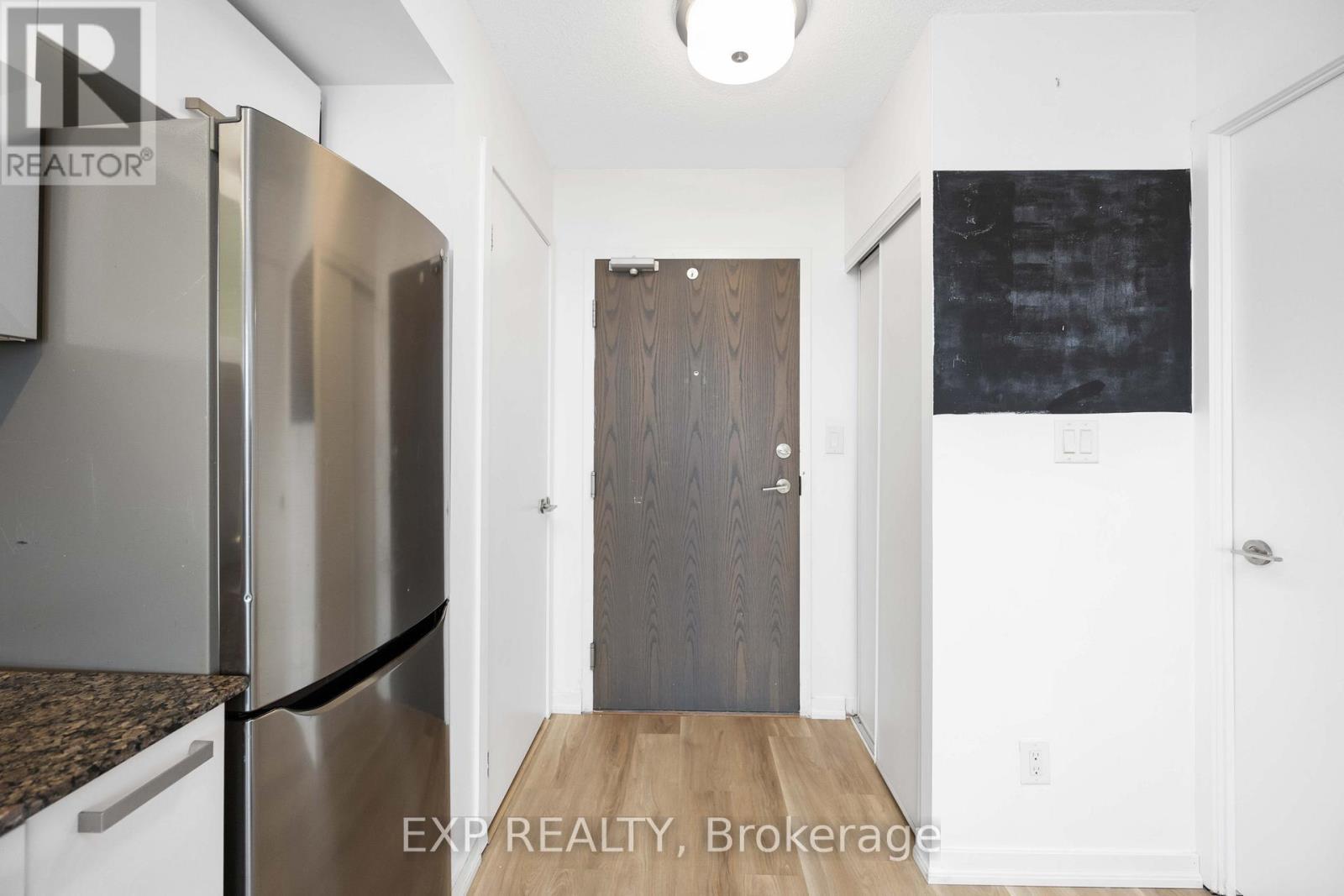 1022 - 68 Abell Street, Toronto, ON - Indoor