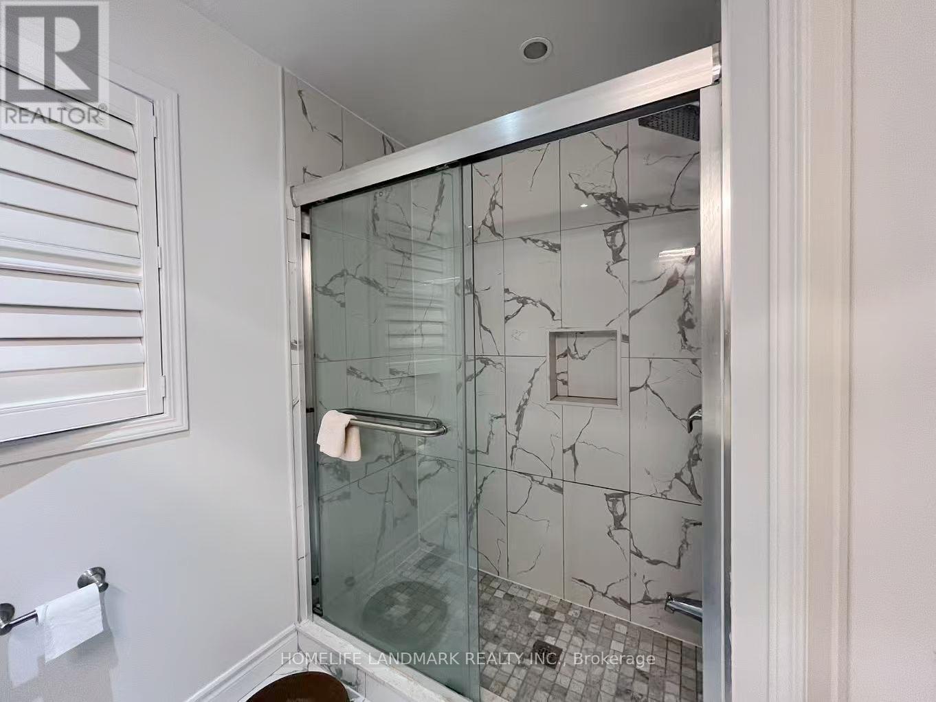 71 Ralph Chalmers Avenue, Markham, ON - Indoor Photo Showing Bathroom