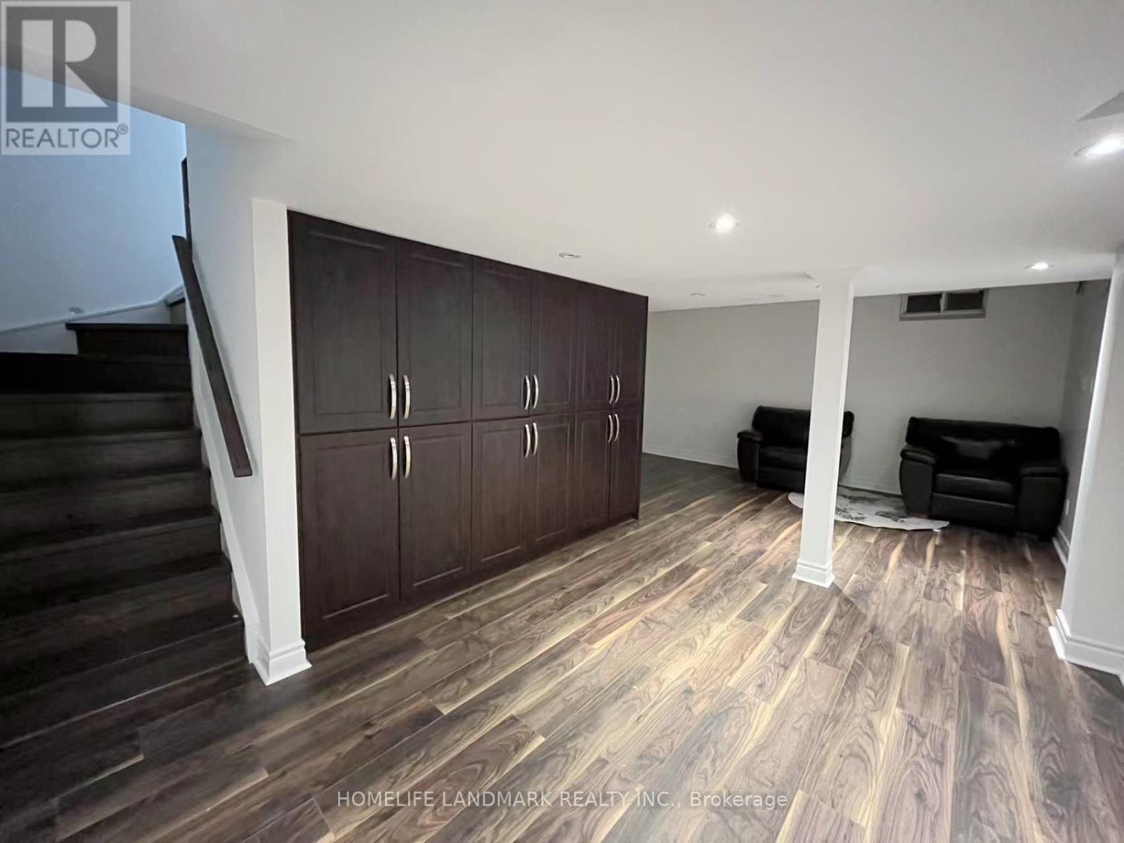 71 Ralph Chalmers Avenue, Markham, ON - Indoor