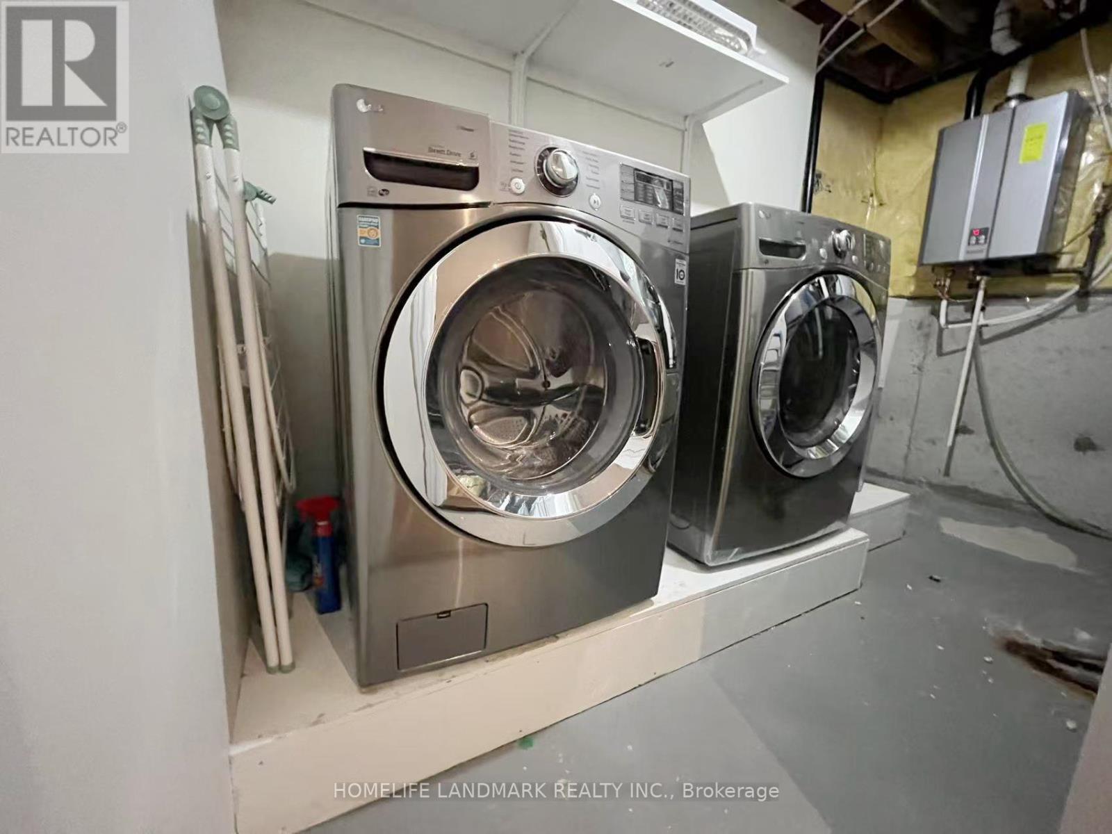 71 Ralph Chalmers Avenue, Markham, ON - Indoor Photo Showing Laundry Room