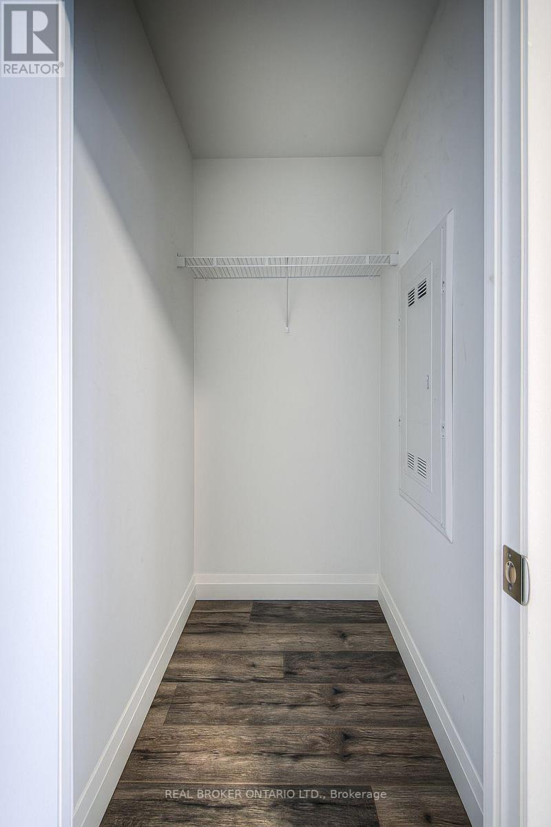 Unit Coat Closet - 705 - 500 Brock Avenue, Burlington, ON - Indoor Photo Showing Other Room