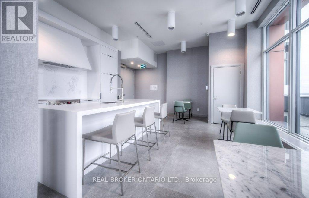 Community Room - 705 - 500 Brock Avenue, Burlington, ON - Indoor