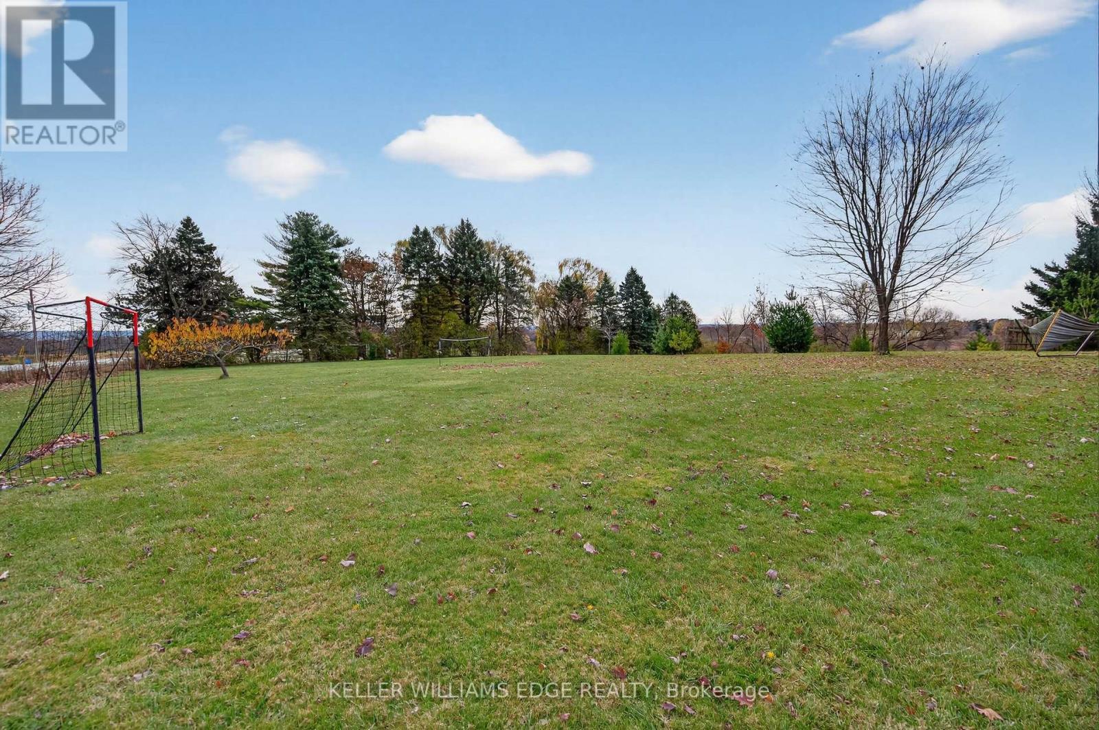 1724 Snake Road, Burlington, ON - Outdoor With View