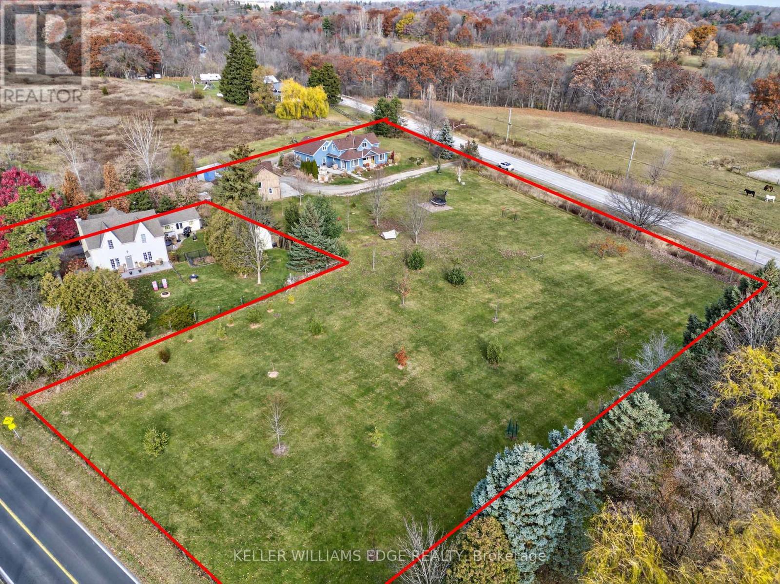 PROPERTY OUTLINE IS AN APPROXIMATION - 1724 Snake Road, Burlington, ON - Outdoor With View