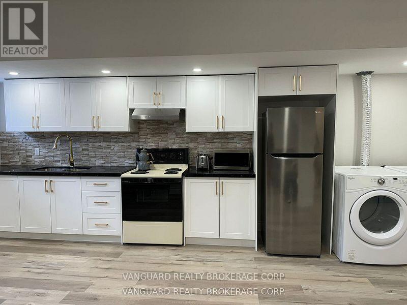 Basement - 53 Haida Drive E, Aurora, ON - Indoor Photo Showing Kitchen