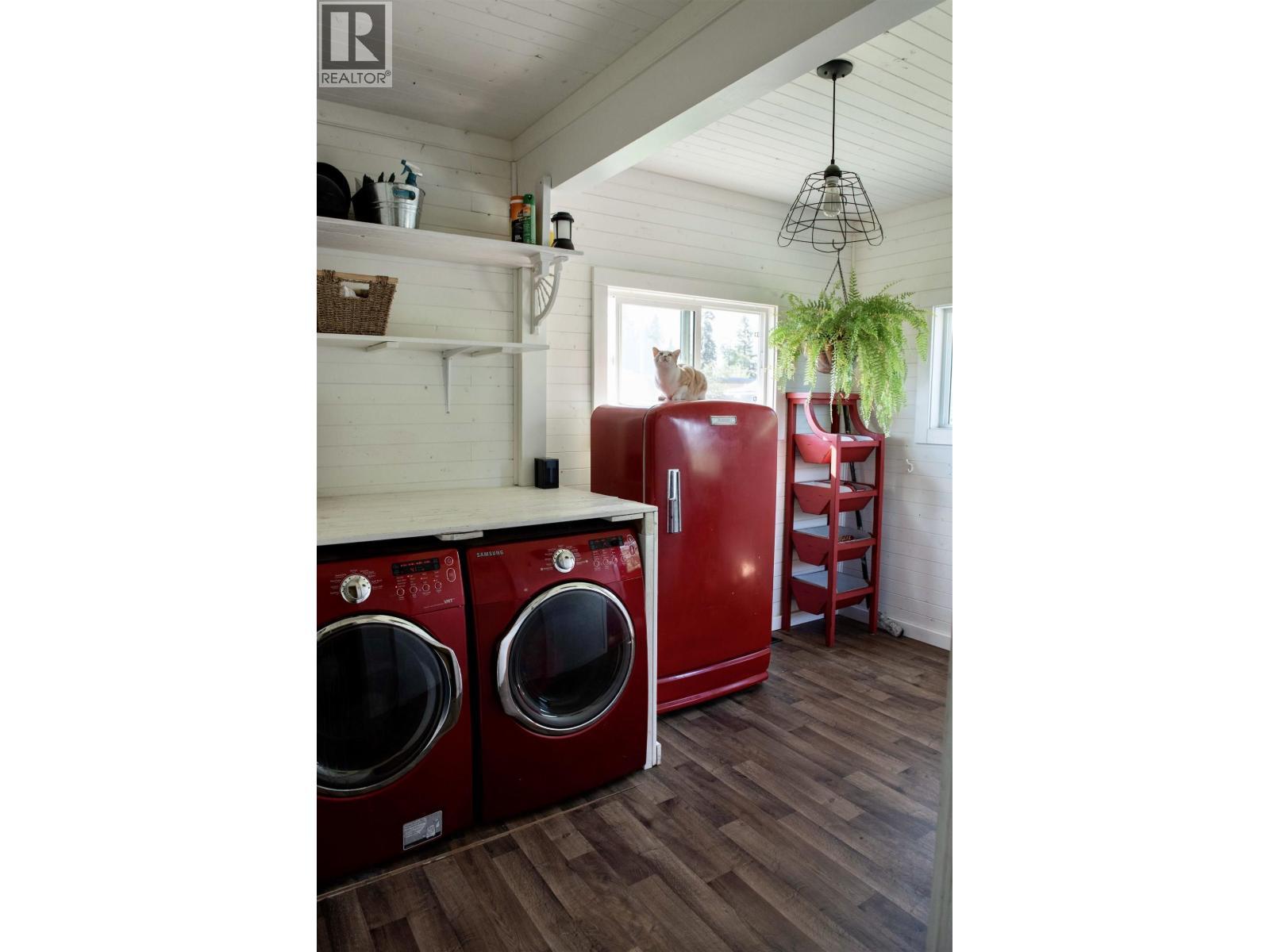 157 W Columbia Street, Vanderhoof, BC