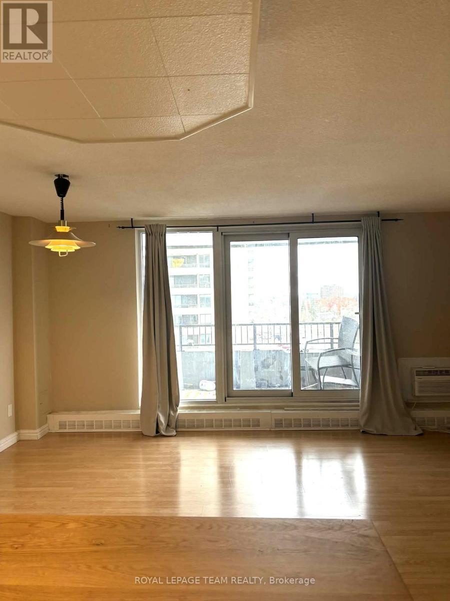 1009 - 1785 Frobisher Drive, Ottawa, ON - Indoor Photo Showing Other Room