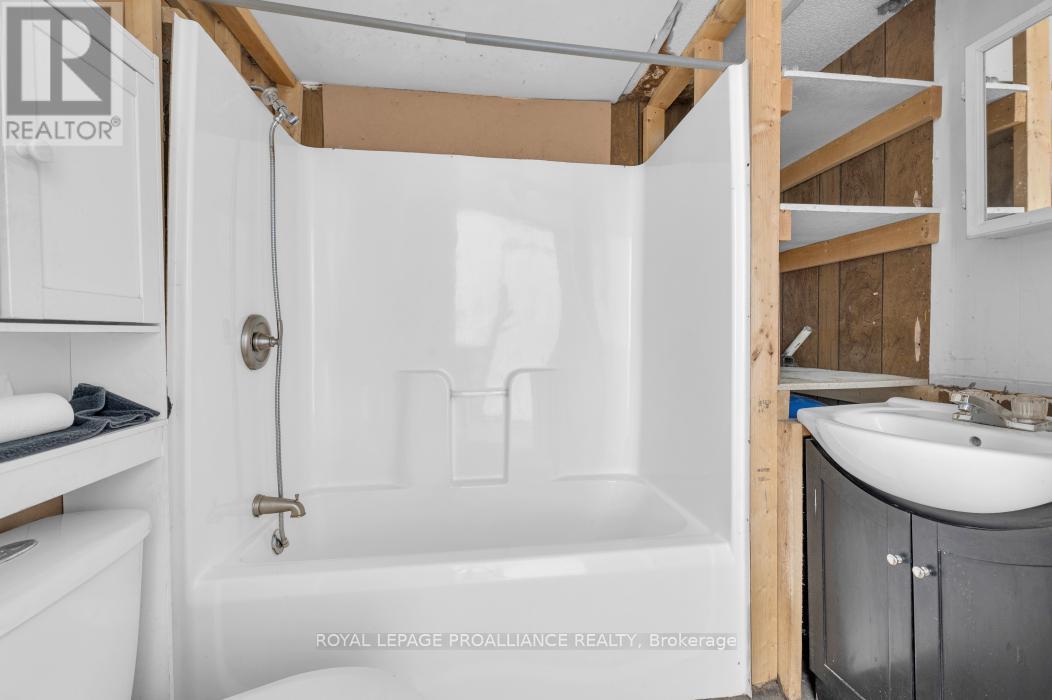 139 Glastonbury Road, Addington Highlands (Addington Highlands), ON