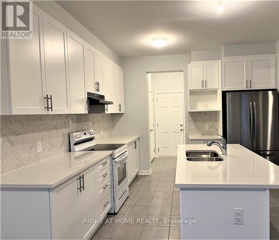 Kitchen - 321 Crossway Terrace, Ottawa, ON - Indoor Photo Showing Kitchen With Double Sink