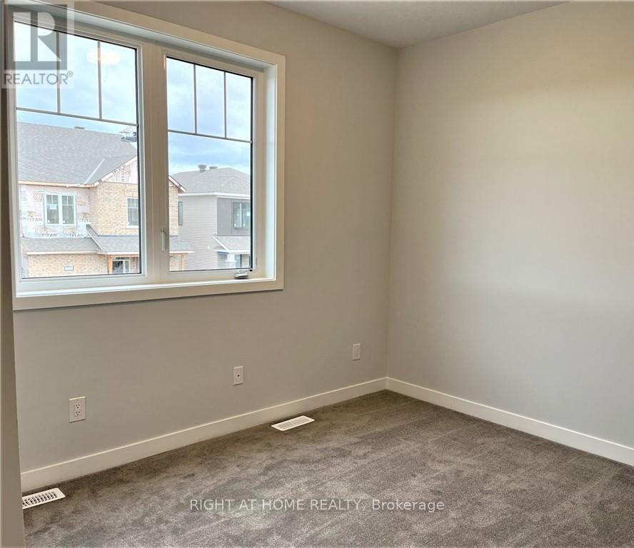 Bedroom - 321 Crossway Terrace, Ottawa, ON - Indoor Photo Showing Other Room