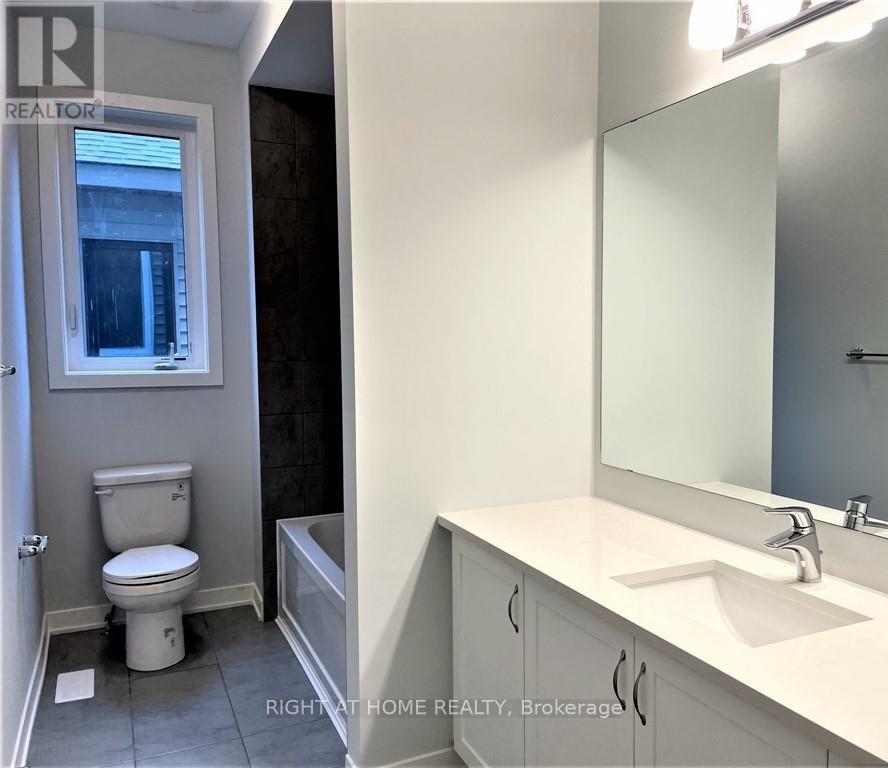 Bathroom - 321 Crossway Terrace, Ottawa, ON - Indoor Photo Showing Bathroom