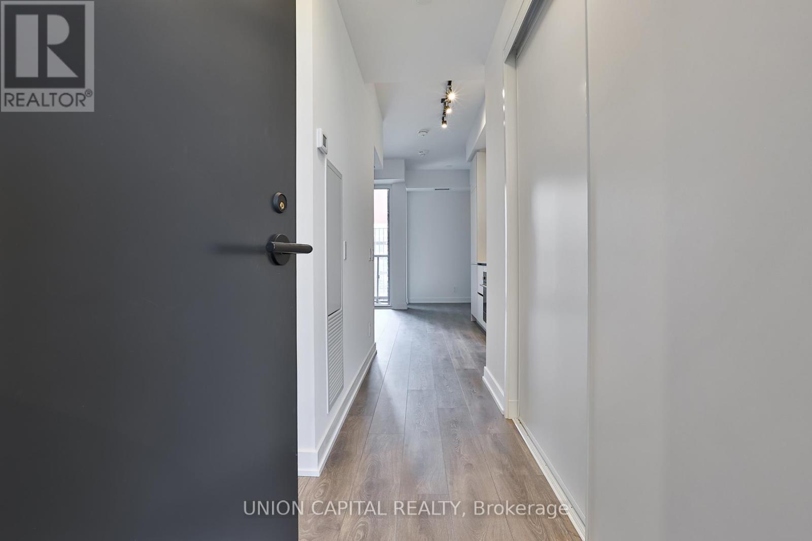 1111 - 108 Peter Street, Toronto, ON - Indoor Photo Showing Other Room