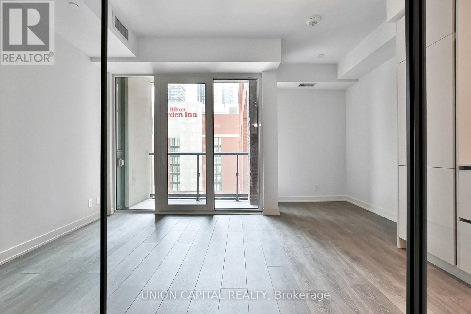 1111 - 108 Peter Street, Toronto, ON - Indoor Photo Showing Other Room