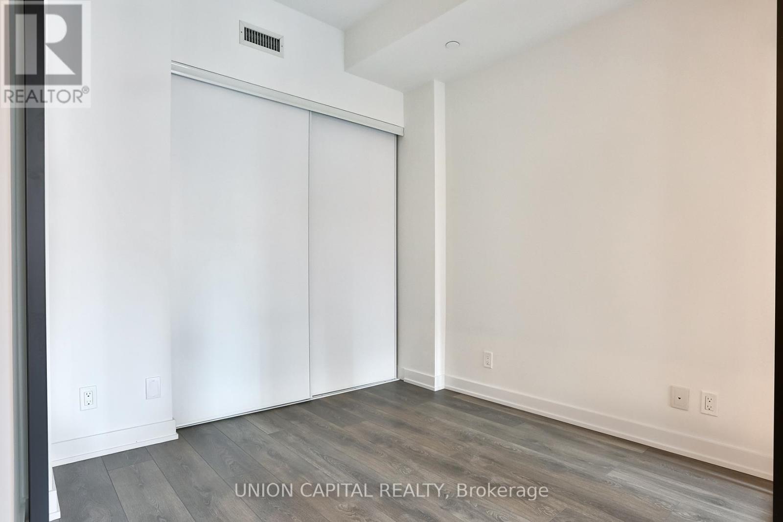 1111 - 108 Peter Street, Toronto, ON - Indoor Photo Showing Other Room