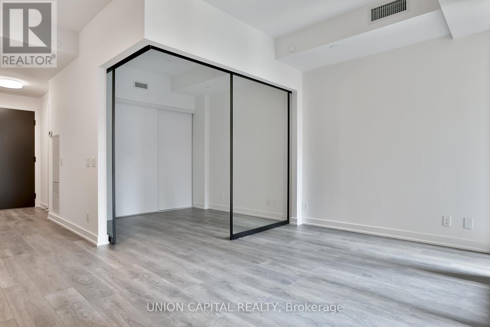 1111 - 108 Peter Street, Toronto, ON - Indoor Photo Showing Other Room