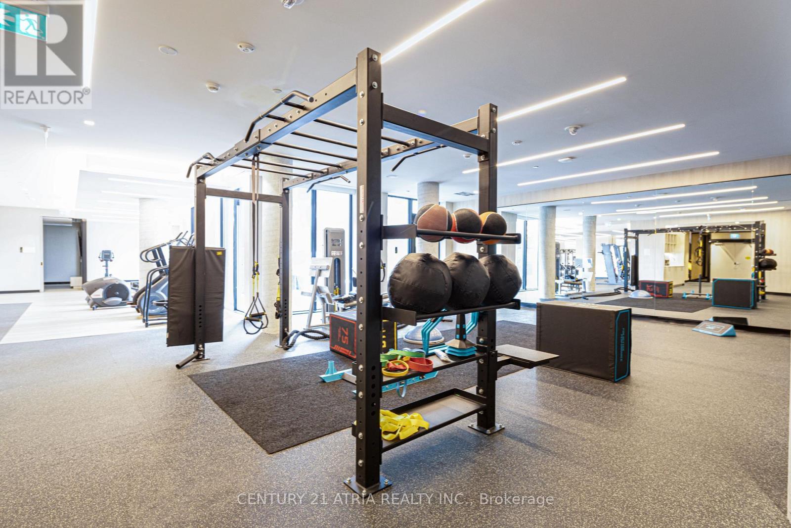 1820 - 2020 Bathurst Street, Toronto, ON - Indoor Photo Showing Gym Room