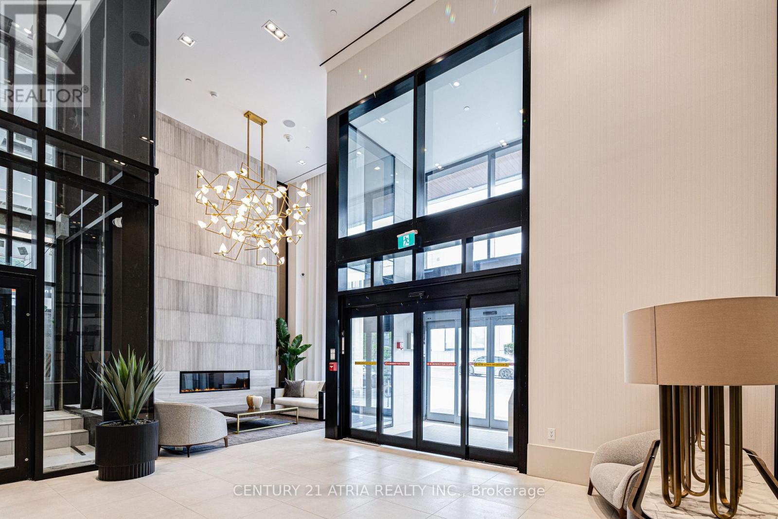 1820 - 2020 Bathurst Street, Toronto, ON - Indoor Photo Showing Other Room