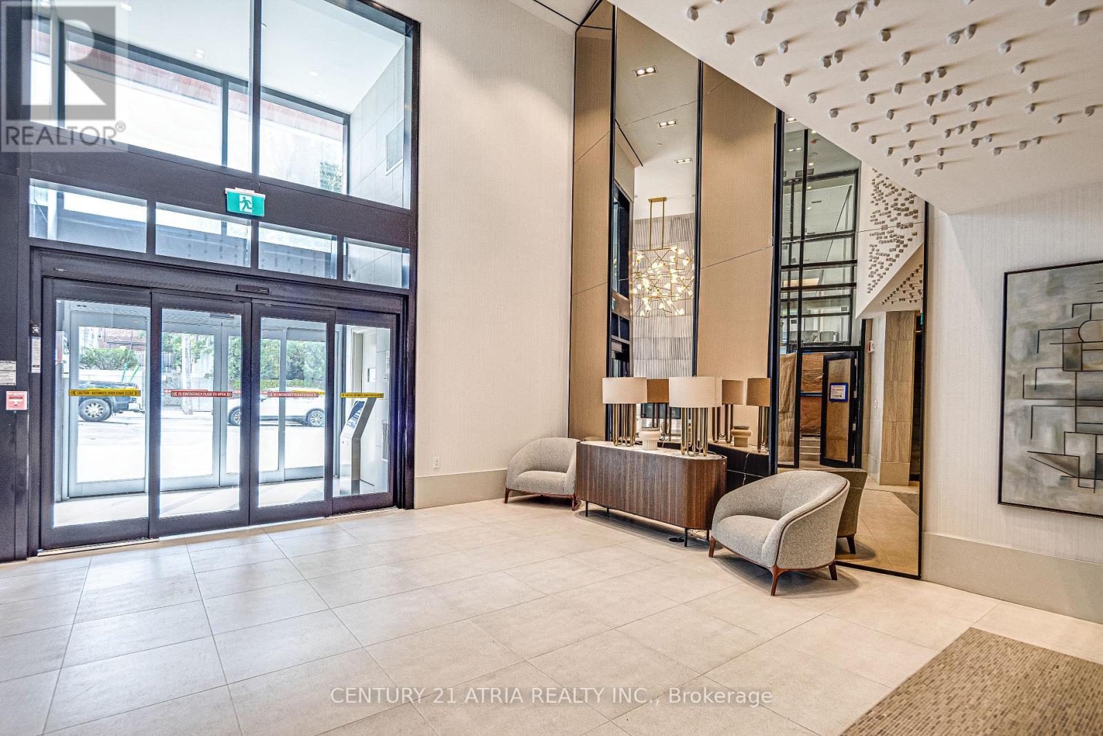 1820 - 2020 Bathurst Street, Toronto, ON - Indoor Photo Showing Other Room