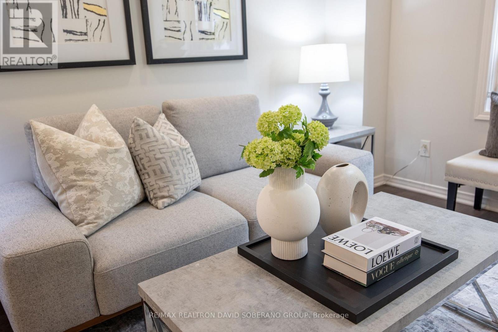 202 - 1120 Briar Hill Avenue, Toronto, ON - Indoor Photo Showing Dining Room