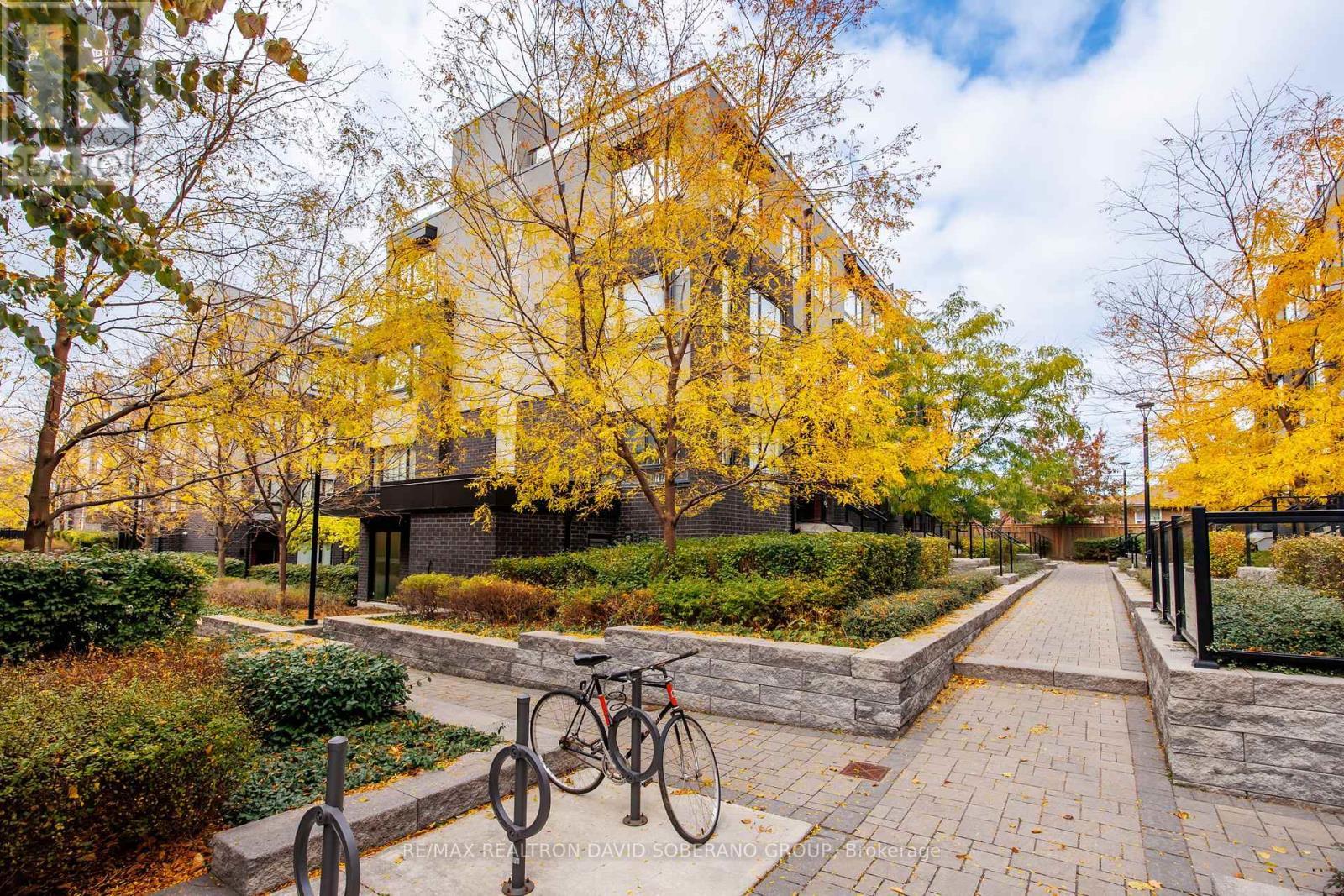 202 - 1120 Briar Hill Avenue, Toronto, ON - Outdoor