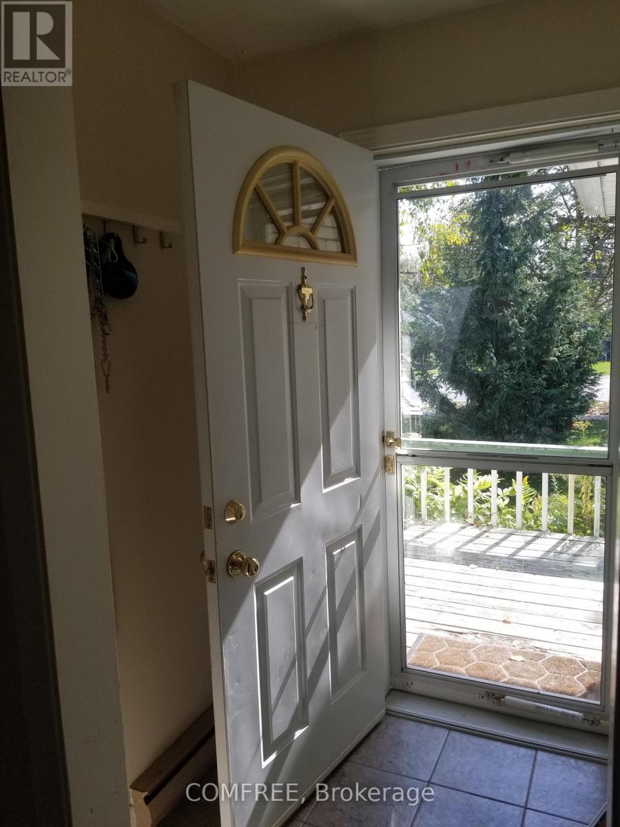 1978 Victoria Street, Innisfil (Stroud), ON - Indoor Photo Showing Other Room