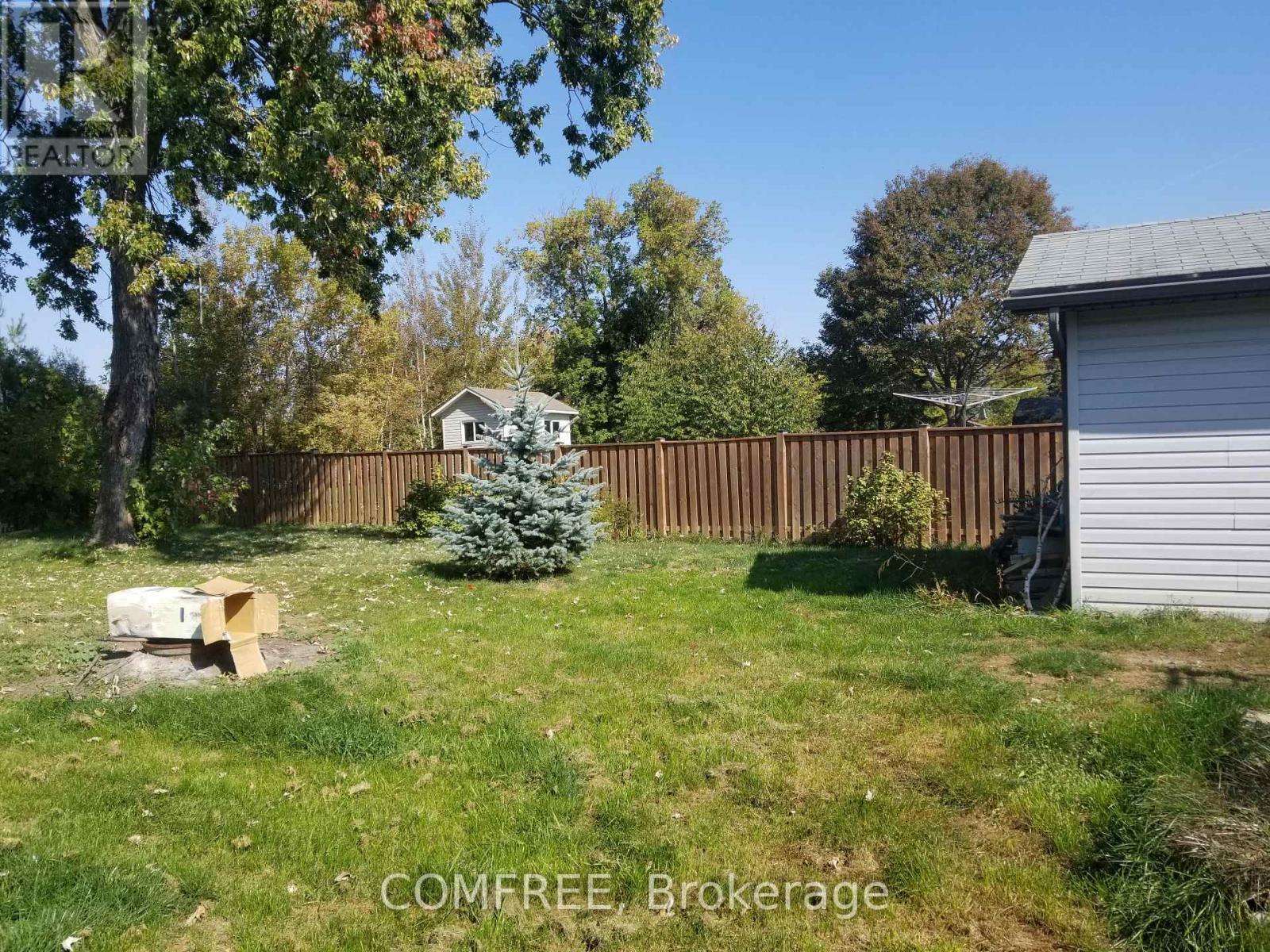 1978 Victoria Street, Innisfil (Stroud), ON - Outdoor