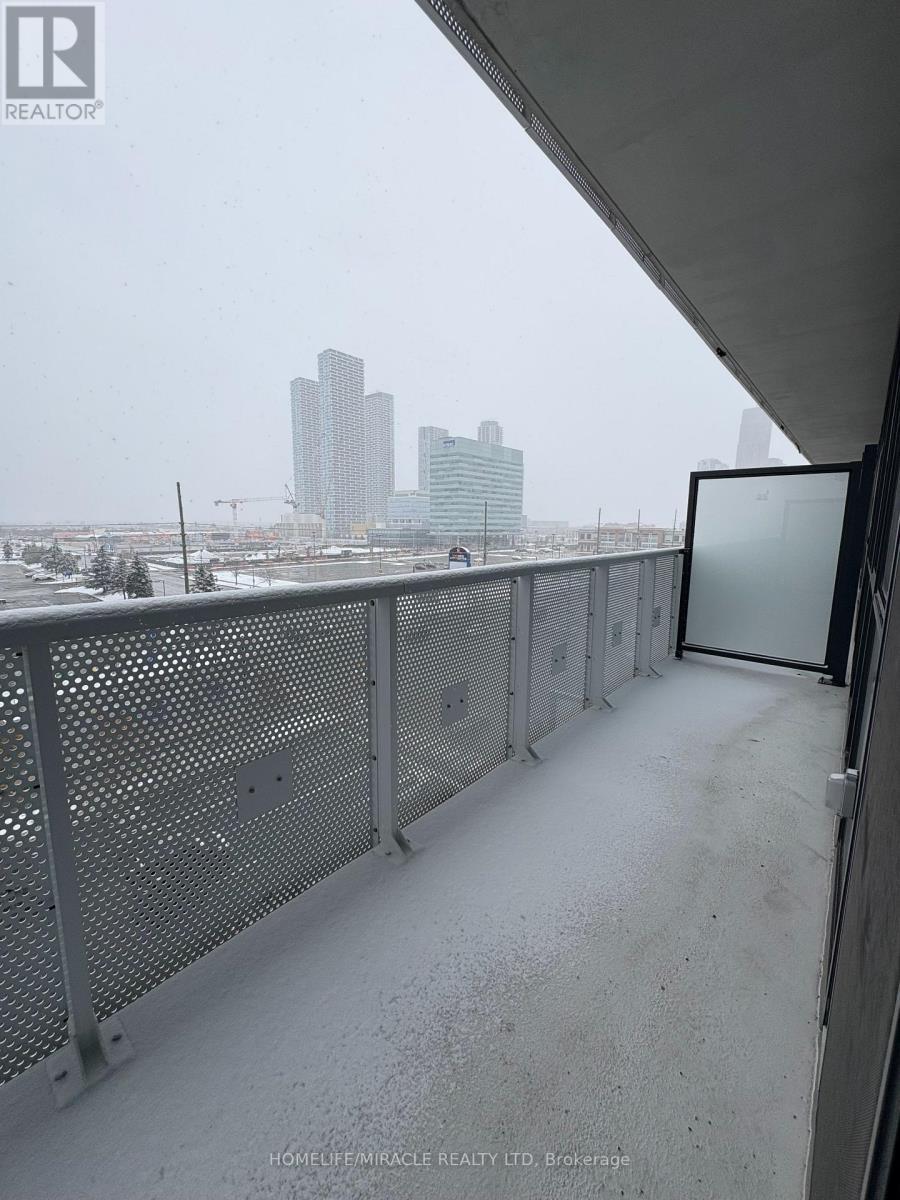 607 - 8 Interchange Way, Vaughan, ON - Outdoor With Exterior