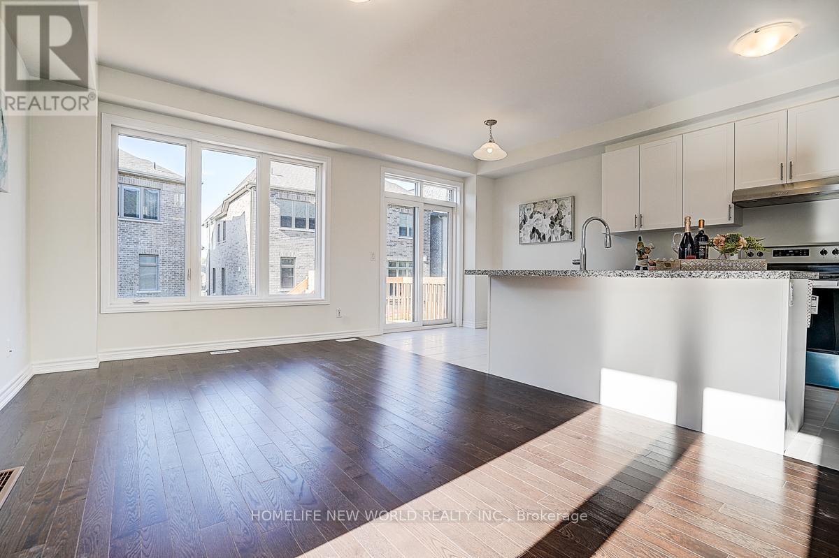 4 Freeman Williams Street, Markham, ON - Indoor Photo Showing Kitchen